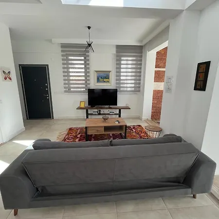 Derya Agullu 别墅 *