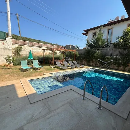 Derya Agullu 别墅 *